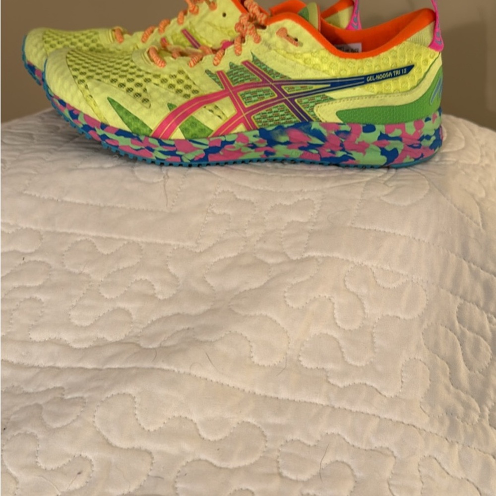 Asics Gel-Noosa Tri 11 Neon Yellow and Pink Shoes